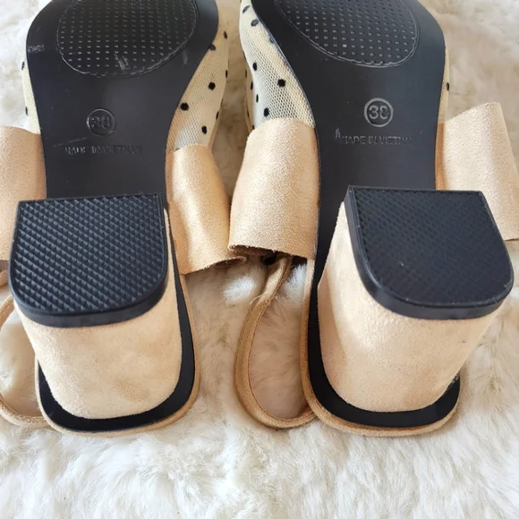 🆕️NK Polka Dot & Bow Shoes  Size-8🆕️ - Picture 4 of 4